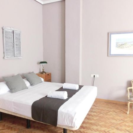 Апартаменты Total Valencia Bisbe Экстерьер фото